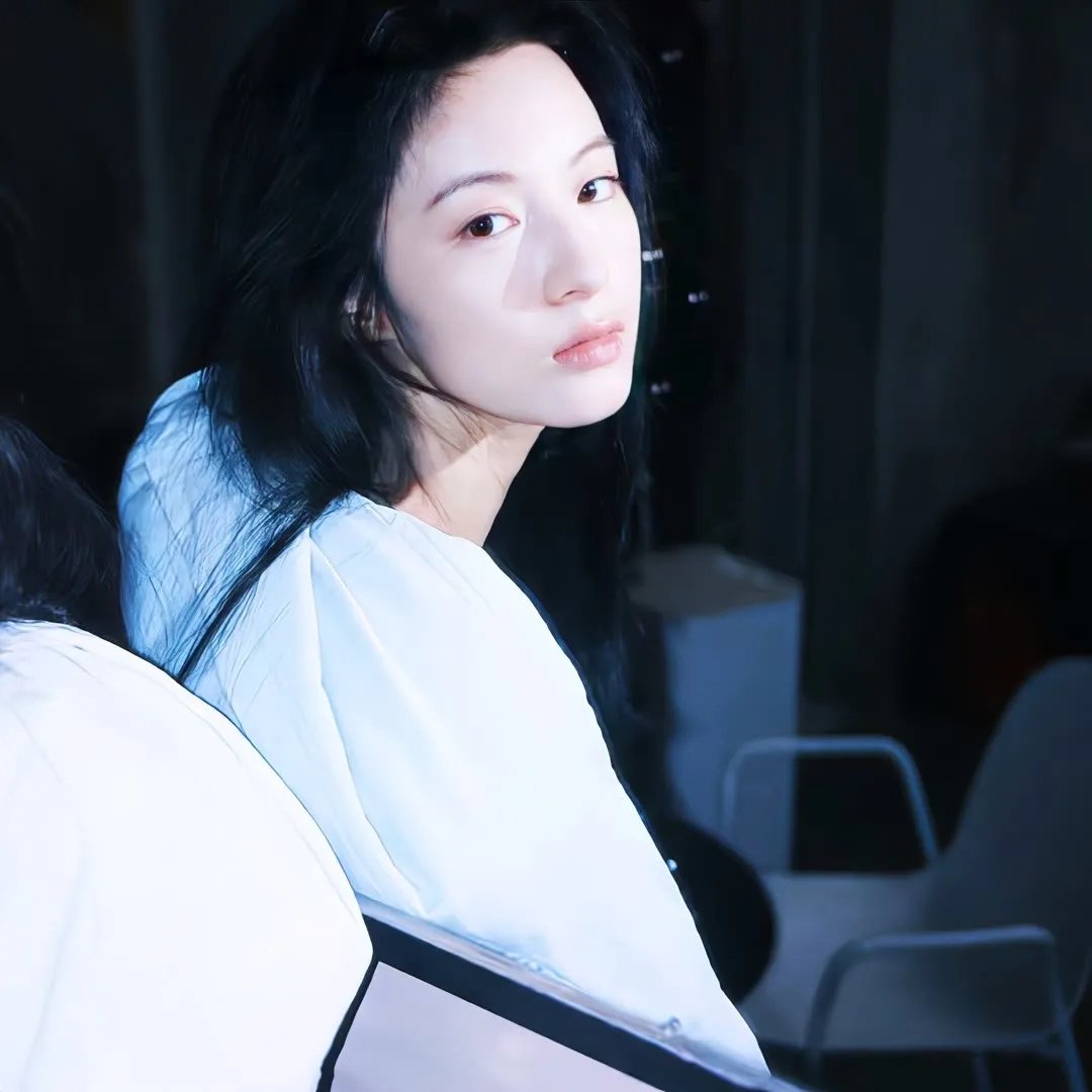宪兵与幽灵